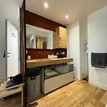 Appartement Venue C , Luxury 6 Bedroom Cannes