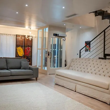 Appartement Venue C , Luxury 6 Bedroom Cannes