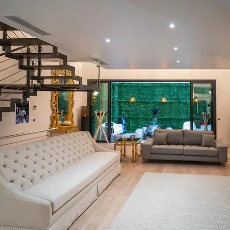 Apartment Venue C - Luxurious & Spacious - Mansion - Elevator - Patio Cannes