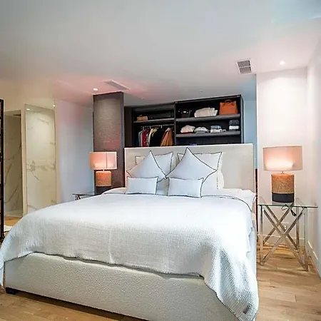 Venue C - Luxurious & Spacious - Mansion - Elevator - Patio