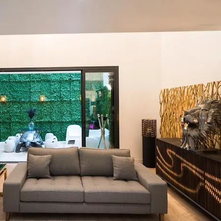 Venue C - Luxurious & Spacious - Mansion - Elevator - Patio * كان